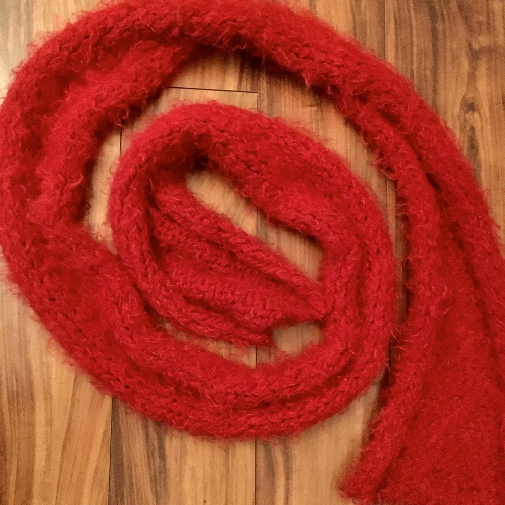 Women’s Red Oversized Hand-Knitted Wool Scarf